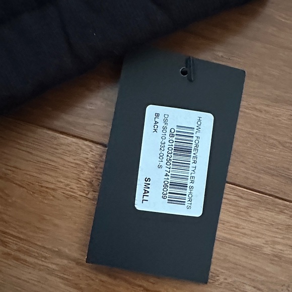 NWT Darc Sport Black Athletic Shorts S women - Picture 2 of 4